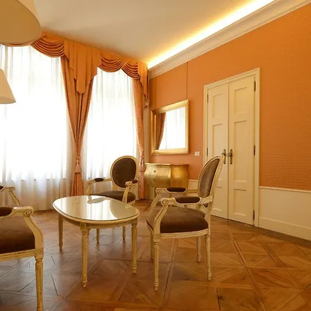 Corte Barozzi Aparthotel 2*