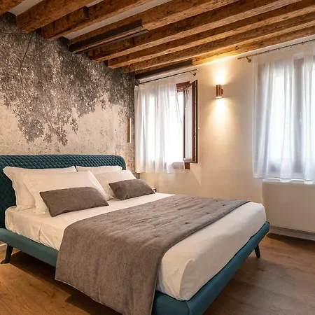 La Finestra Sulle Beccarie Venice