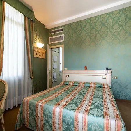 Hotel Delle Palme 3*