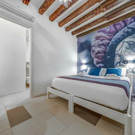 Apartment Accademia Palace By Casa Da *