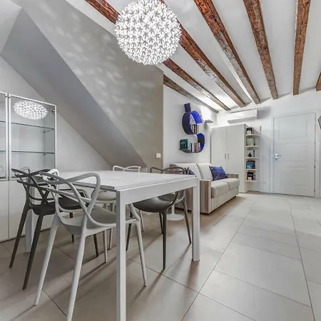 Accademia Palace By Casa Da Apartment