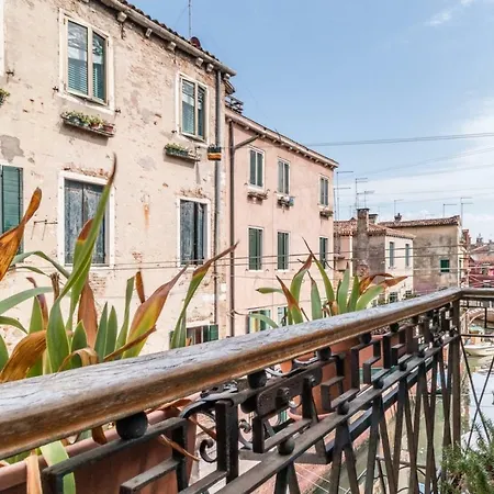 Apartment The Venetian Canal View Venice