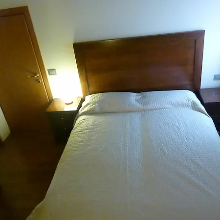Hazel Hotel 3*