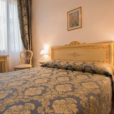 Casa Peron Hotel