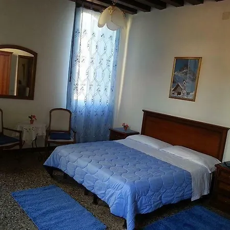 Ca' Contarini 3* Venedig