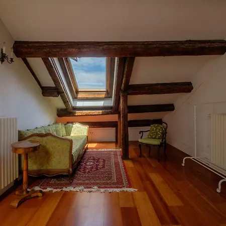 Ca' Affresco Apartment *