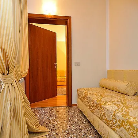 Relais Szálloda 3*