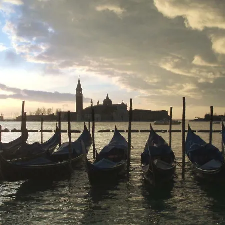 Essence Of * Venice