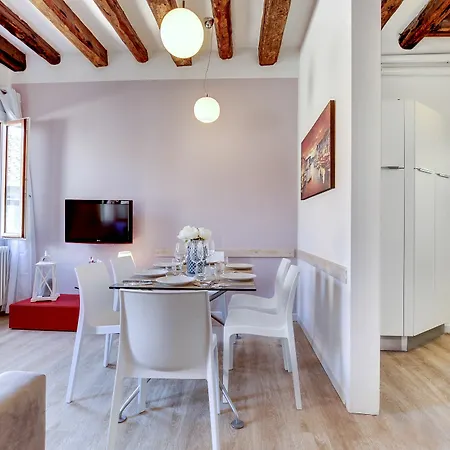 Ca Rialto Apartment Venice