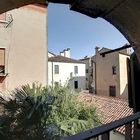 Apartment Ormesini