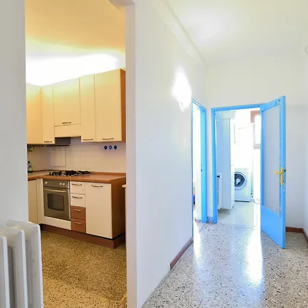 Casa Luminosa Apartment *