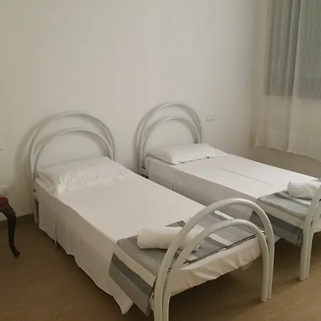 Apartment Ormesini *