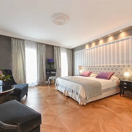 Savoia & Jolanda Hotel