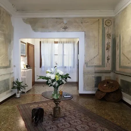 The Palace 5613 Guest house Venice
