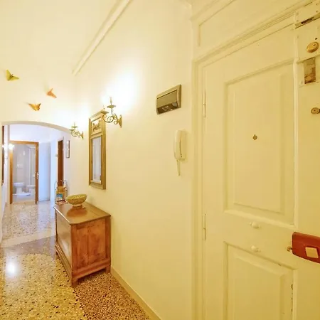 Dolcevita N 331 *