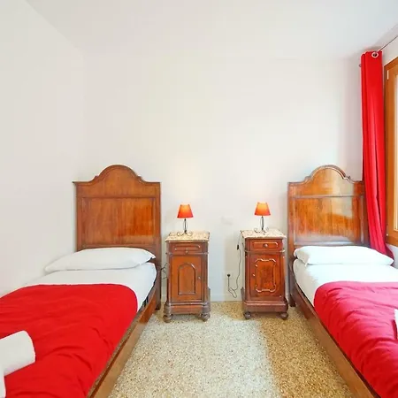 Dolcevita N 374 * Venetië