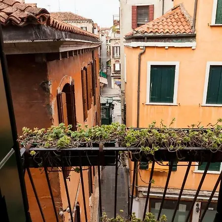 Ca'tintoretta Venice