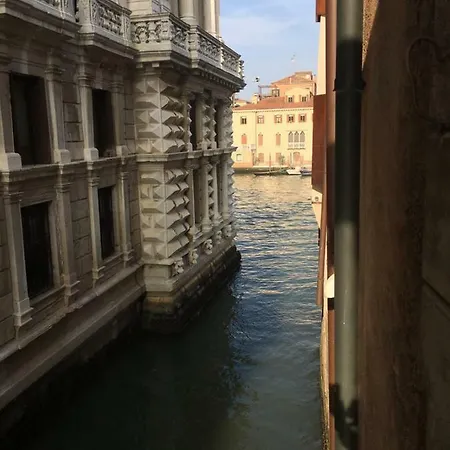 Ca' Correggio Apartment Venice