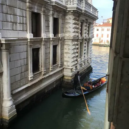 Ca' Correggio Apartment Venice