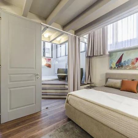 Luxury Penthouse Apartment Venice