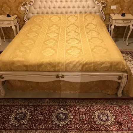 Apartment La Residenza Di Carlo Close To Piazza San Marco Venice