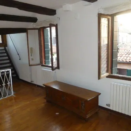 Key Location Near Palazzo Grassi בית נופש