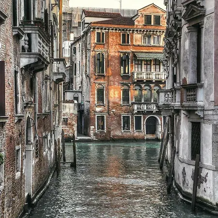 Ferienhaus Casa Flavia Ai Morosini - Luxury With Canal View *
