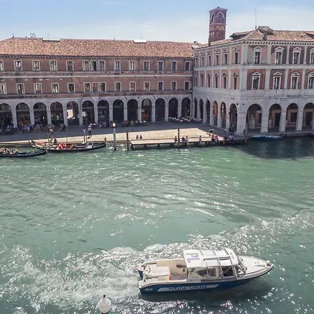 Casa Cattaneo Grand Canal View Venice