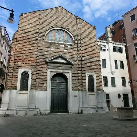 Apartment Family Three Minutes From San Marco Square, Venice