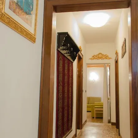 Ca' Pierre Apartment Venice