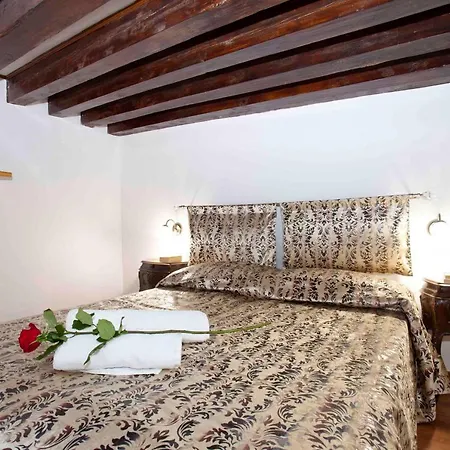 Di.gianfranco Piano Nobile Apartment *