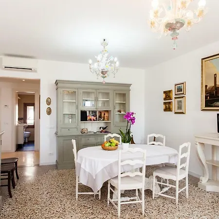 Prince Apartments Appartement