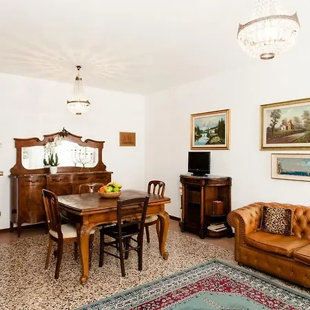 Daire Prince Apartments Venedik