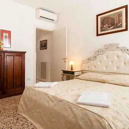 Daire Prince Apartments