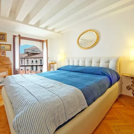 Apartment Dolcevita N. 414 Venice