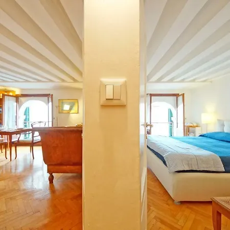 Apartment Dolcevita N. 414 Venice