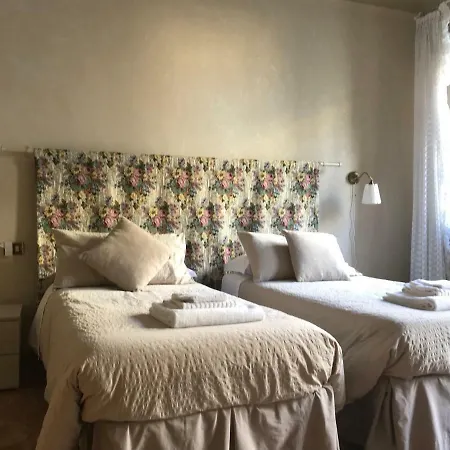 Molly Apartment