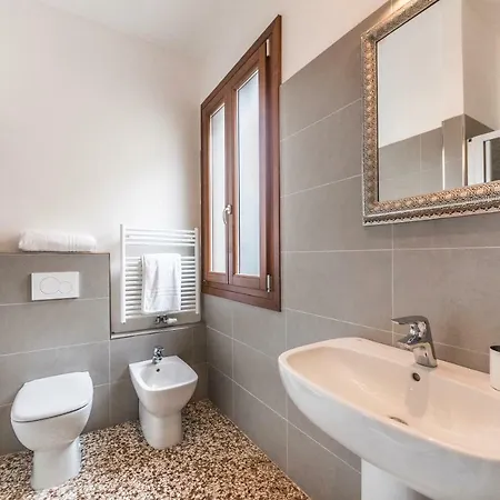 Ca' D'Oro Suite Apartment *