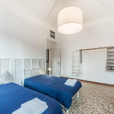 Ca' D'Oro Suite Apartment *
