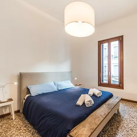 Apartment Ca' D'Oro Suite *