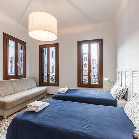 Apartment Ca' D'Oro Suite