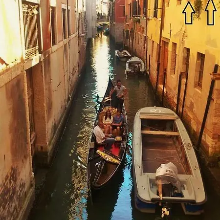 Santacroce Apartment