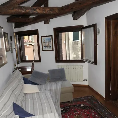 Mansarda Querini Apartment