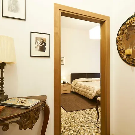 Le Tango Apartment *