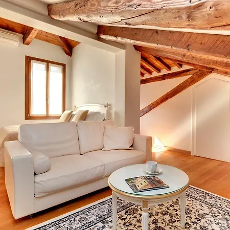 Nikki House * Venedig