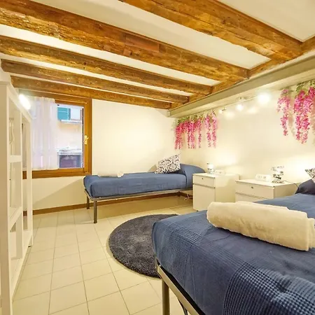 Apartament Calle Dei Fabbri San Marco