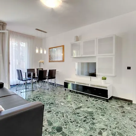 Apartment Priuli *