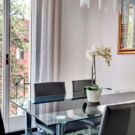 Apartment Priuli *