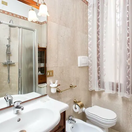 Residenza Calle Larga San Marco *