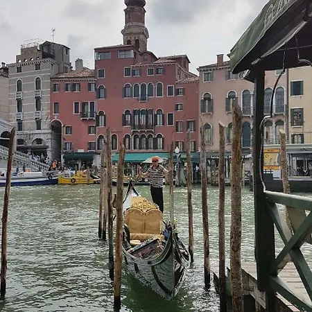 Ca Riva Del Vin Apartment *